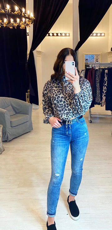 LEXI WAIST TIE LEOPARD TOP