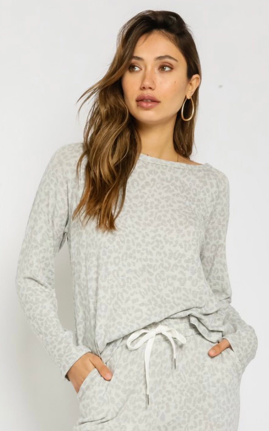 LISA LEOPARD BOAT NECK TOP